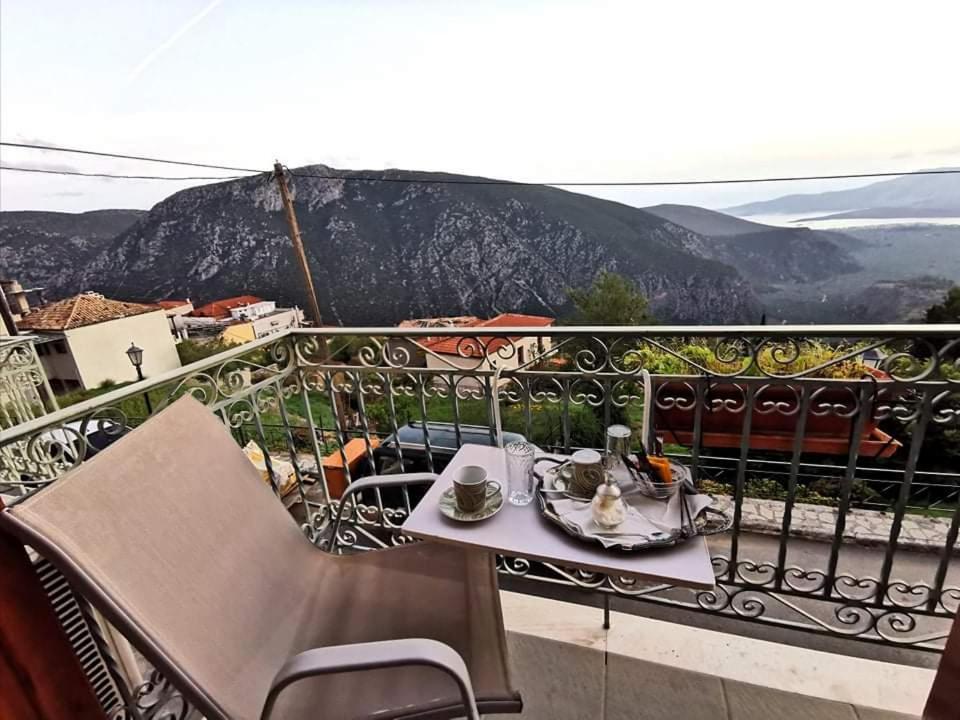 דלפי Sun View Guesthouse חדר תמונה